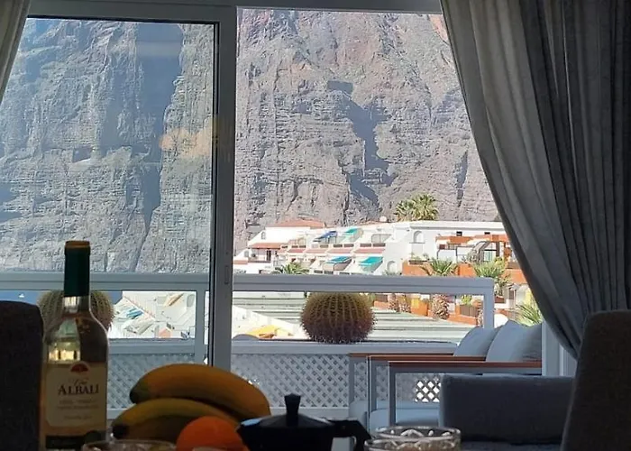Vistas Sonadas Cerca Del Mar * Acantilado de los Gigantes