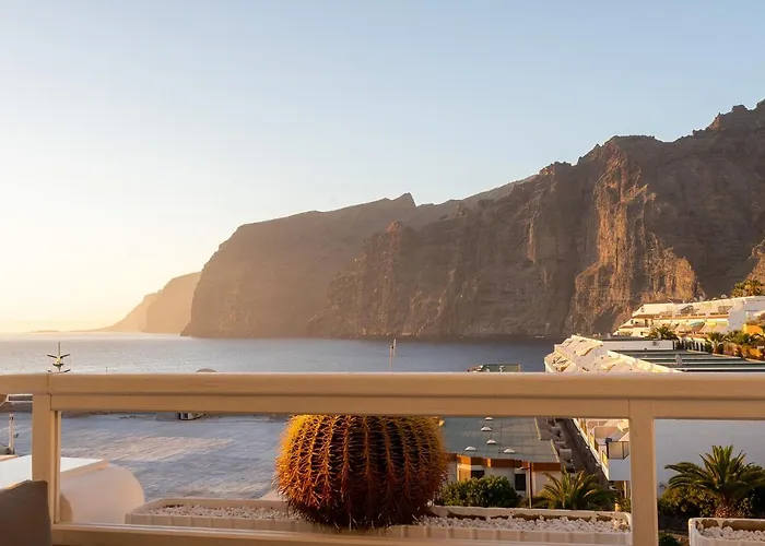 Vistas Sonadas Cerca Del Mar Acantilado de los Gigantes